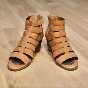 Vionic Aloft Harlow Gladiator Booties women’s size 11